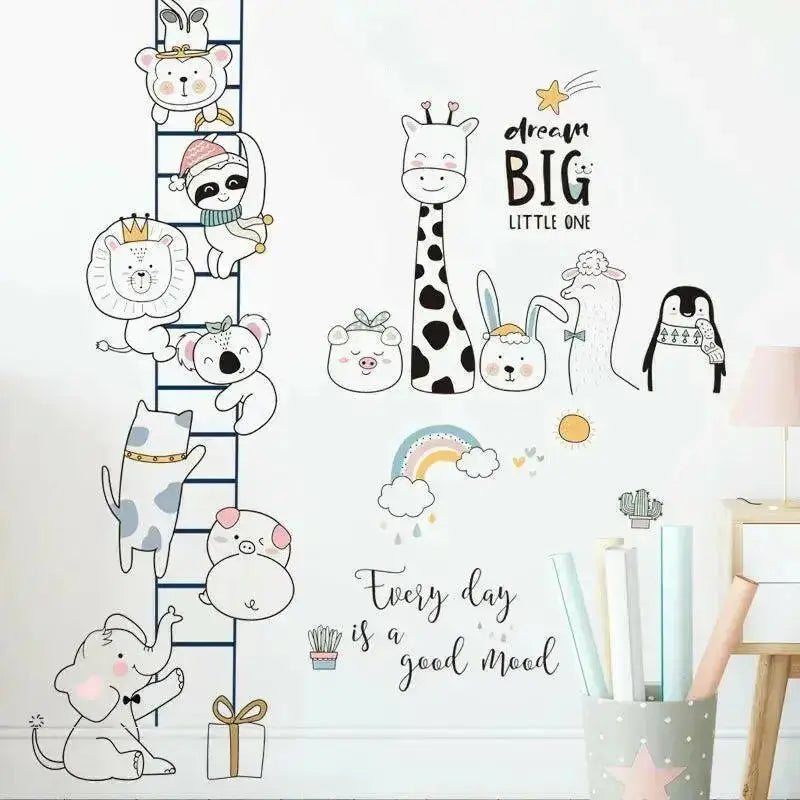 Climbing Animals Wall Stickers for Fun Home Decor - Easy do Wall do