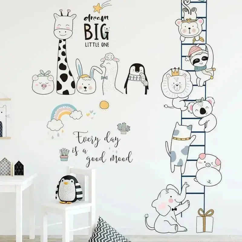 Climbing Animals Wall Stickers for Fun Home Decor - Easy do Wall do